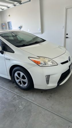 Toyota Prius 2014