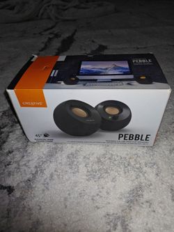 Creative Pebble V3, 2.0 USB-C Desktop Speakers, Bluetooth 5.0, Black
Bluetooth 5.0, USB-C, 2.0 Speaker, Clear Dialog, 8W RMS, USB-A Adapter, Desktop S