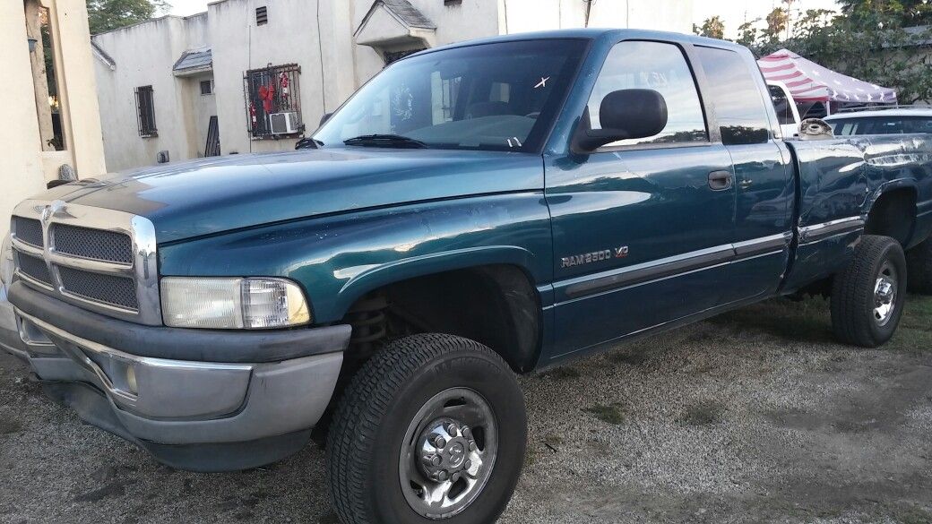 1999 Dodge Ram 2500