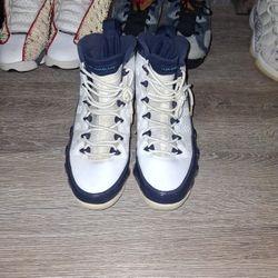 Mens Jordan Size 9.5 BEST OFFER 
