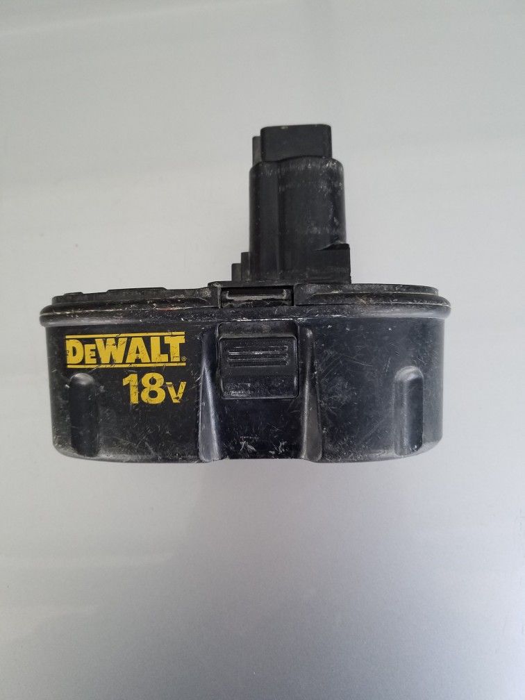 Dewalt Battery