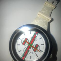 GUCCI Watch (SWISS MADE) 