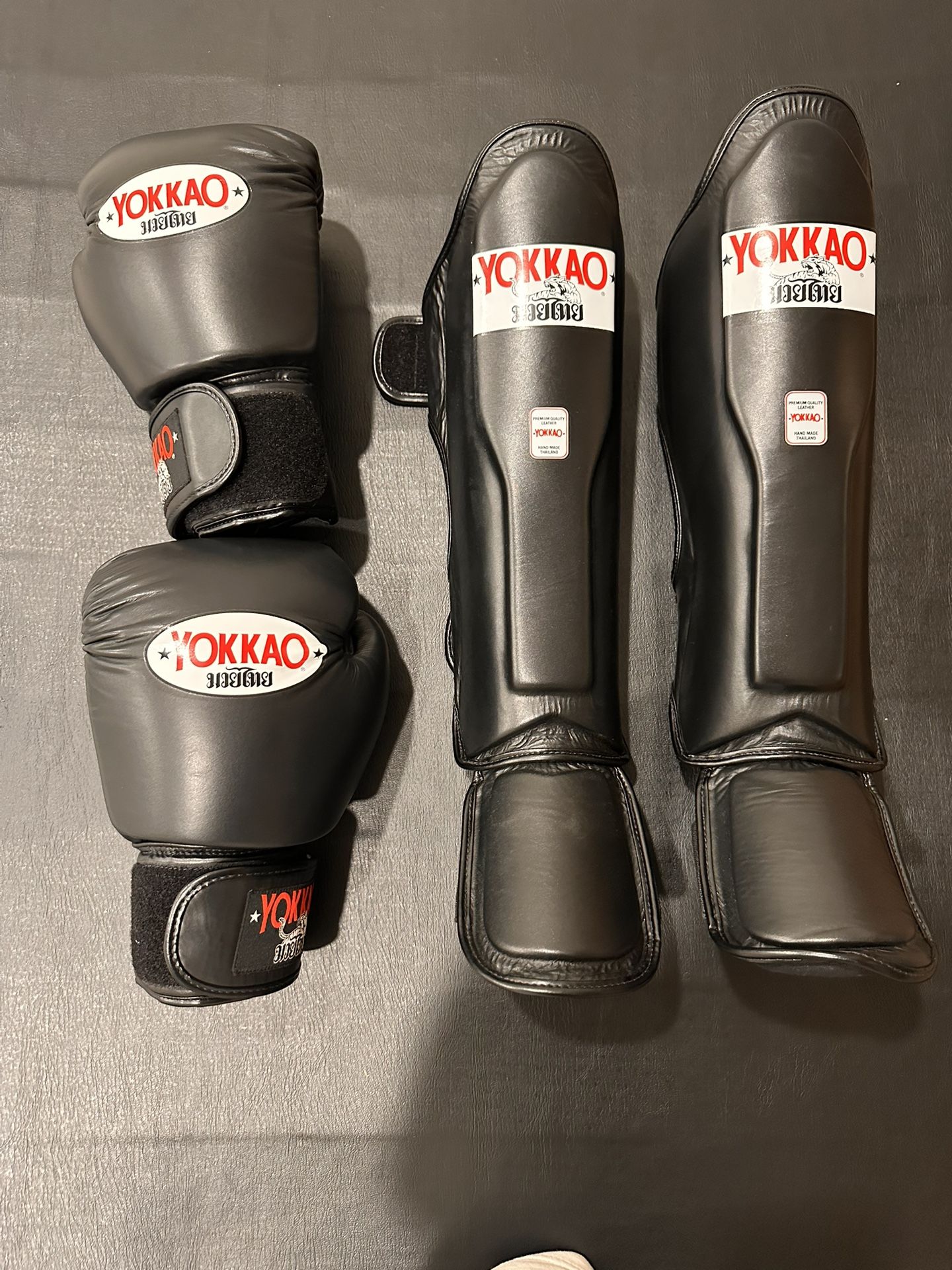 YOKKAO MATRIX BLACK GLOVES + SHIN GUARDS SET