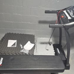 Treadmill Bench And Floor Mats 