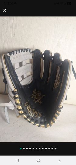 Heart of the Hide 12" Fastpitch Softball Glove
