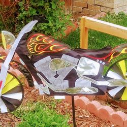 3D Motorcycle Garden Spinner