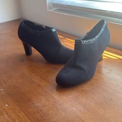 High heel low cut boot