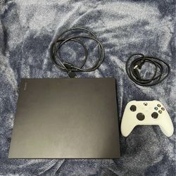 Xbox One X With Controller 