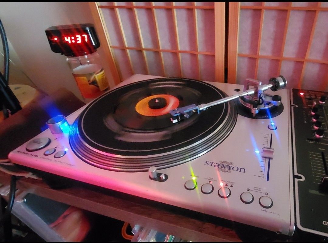 stanton str8 100 direct drive turtable
