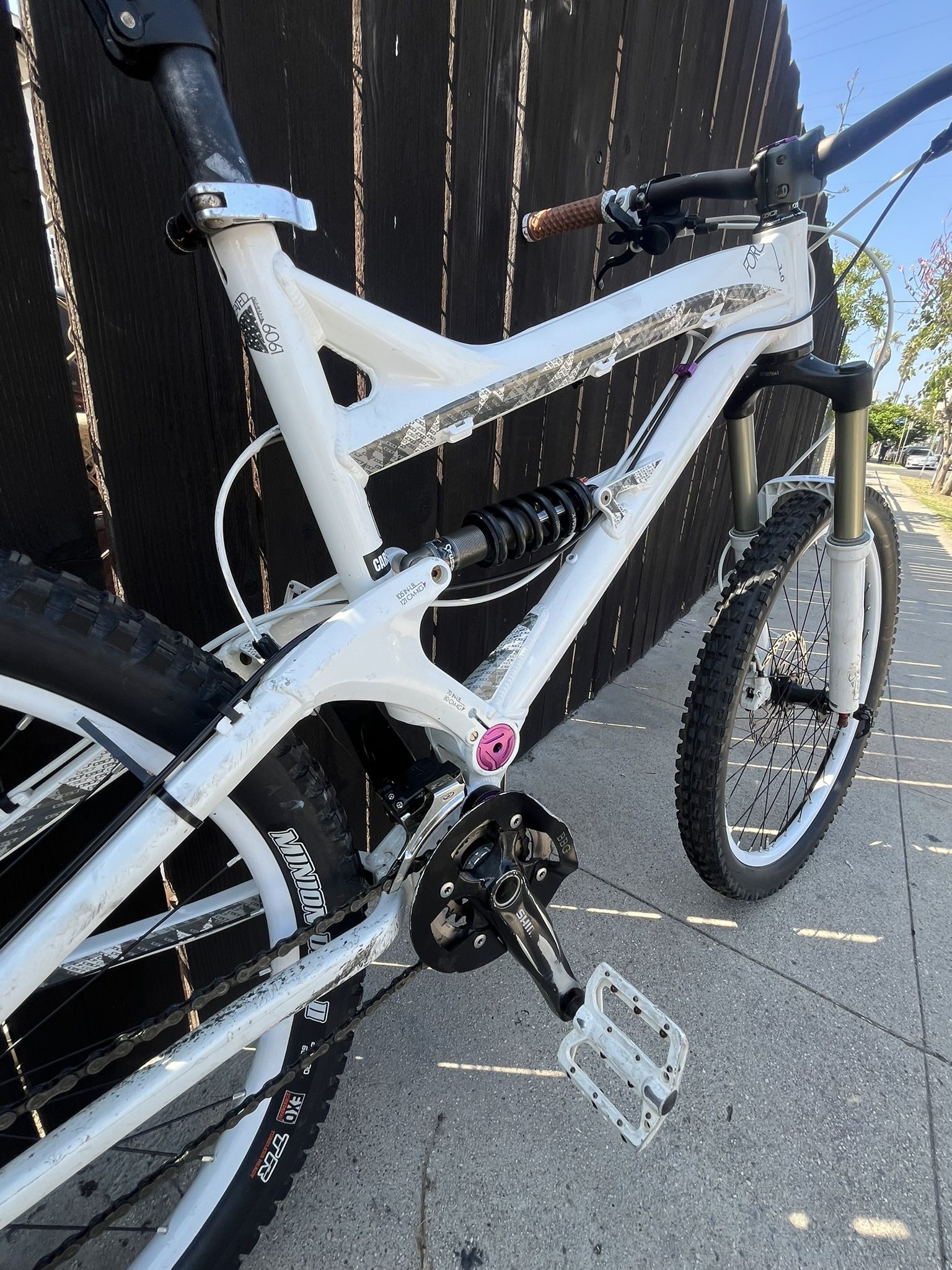 Full Suspension Mountain Bike
