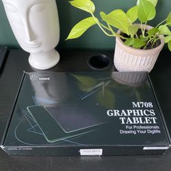 M708 Graphics tablet