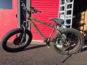 Mongoose Argus Trail Mtn Bike Electric Dual Hub Motor