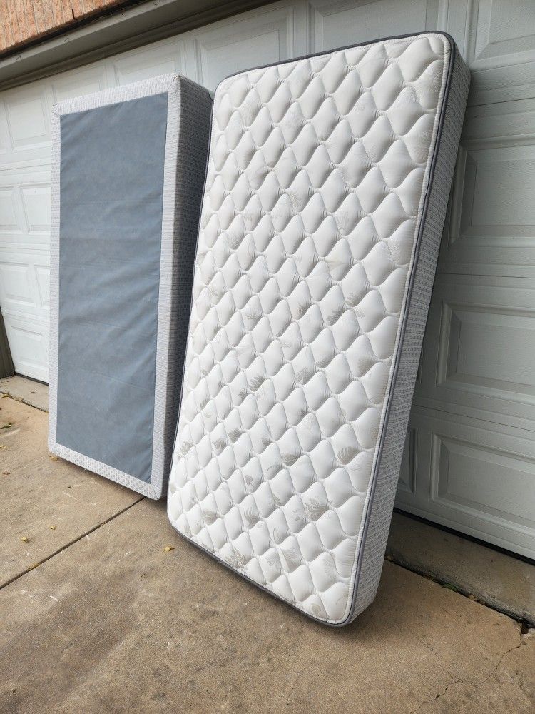 twin mattress set for Sale in San Antonio, TX OfferUp