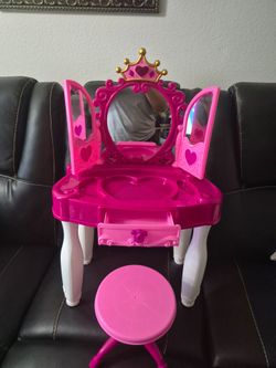 Kids Princess Vanity Set with Stool