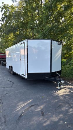 Enclosed trailer