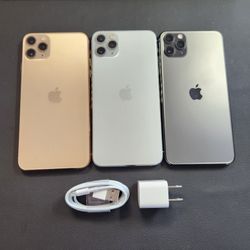 iPhone 11 Pro Max 256gb - UNLOCKED - Like New