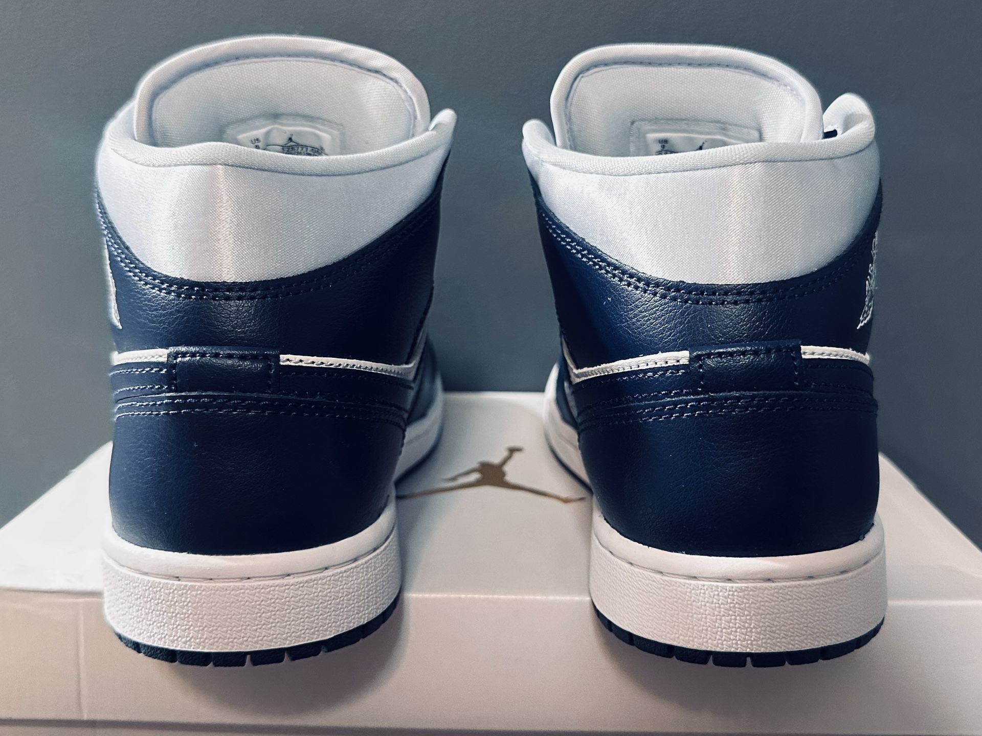 Jordan Football Grey White Midnight Navy (Women's) Size Men