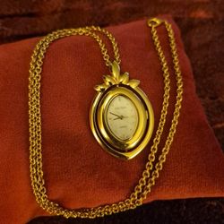 Vintage Gem Time Gold Tone Watch Pendant Necklace w/Mother of Pearl Asian Theme

