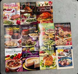 11 Taste of Home Cookbooks $10 Good Condition