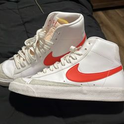Nike Blazer Orange 9.5 Men’s