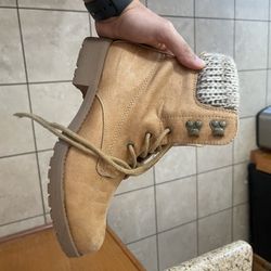 Women’s Boots