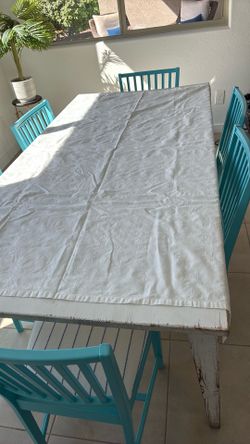 Beautiful white linen tablecloth