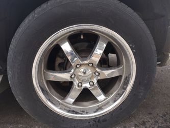 Chevy 6 lug 20-in rims decent tires 4 rims