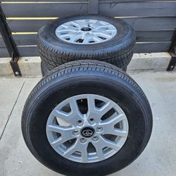 Toyota Wheels & Tires 