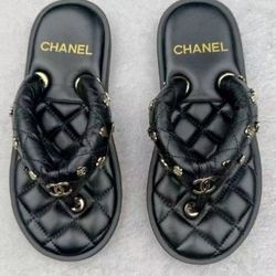 Fashion Flip Flops
