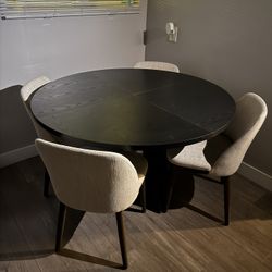 Dinner Table 