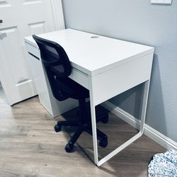 White Desk With Drawers And Chair
