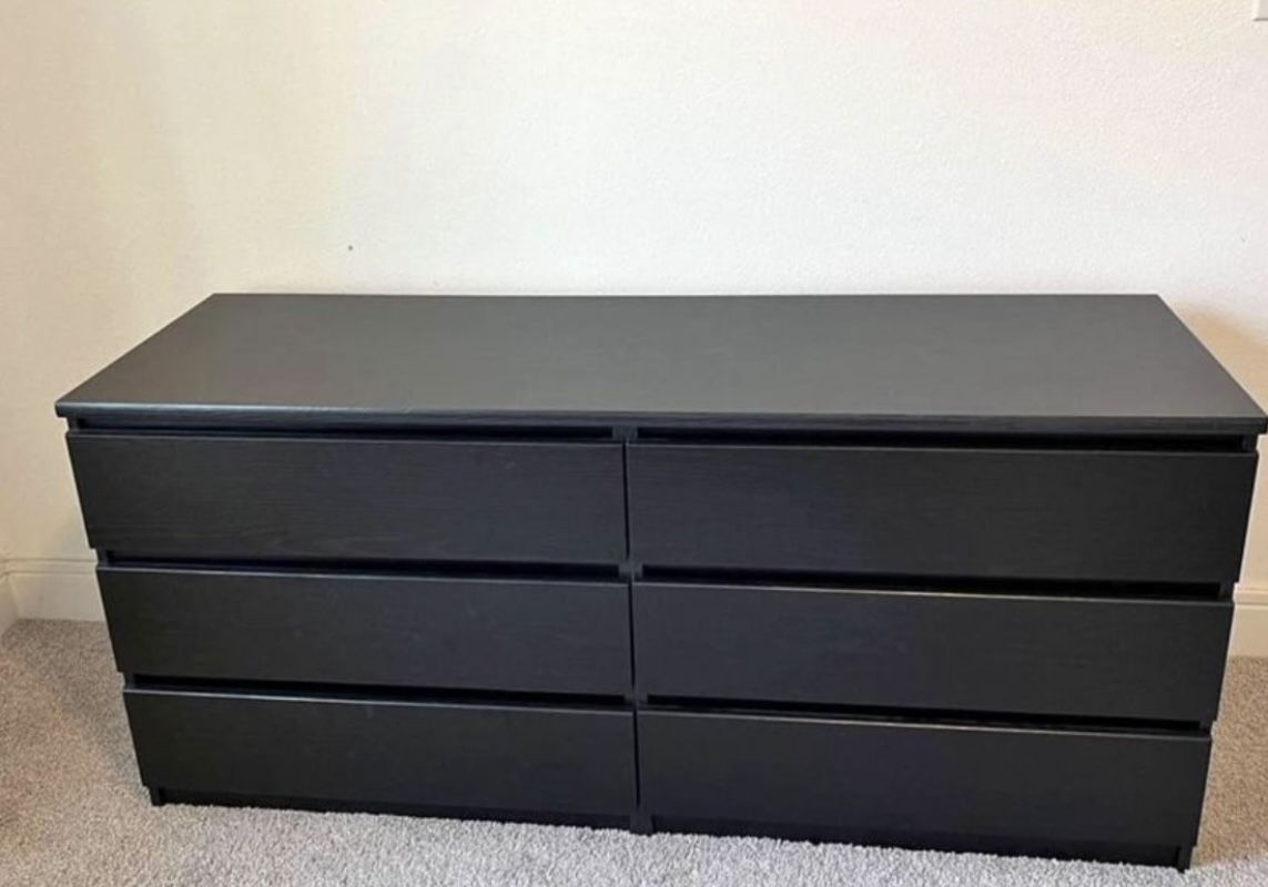 Black Dresser