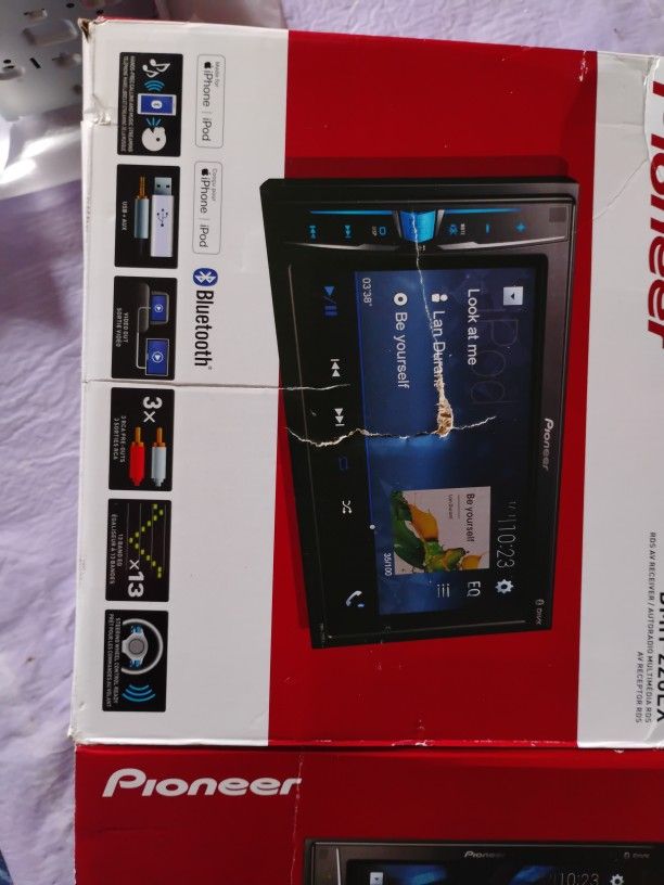 Pioneer Multimedia Receiver