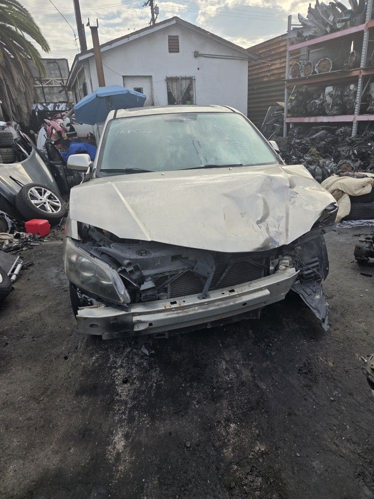 2008 Mazda 3 For Parts 