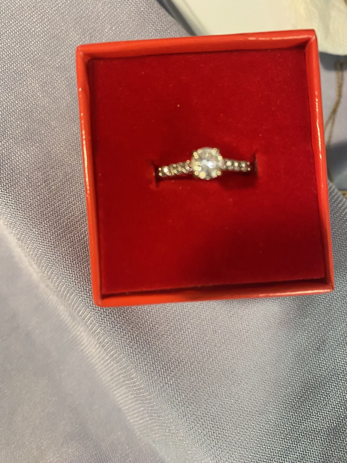 Stunning 1CTDiamond In White Gold Setting Size 7