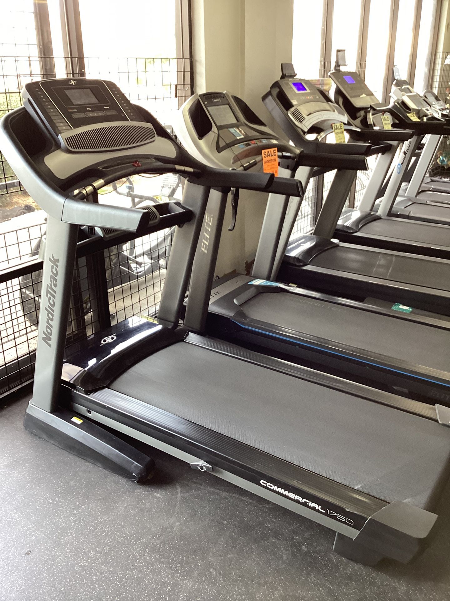 NordicTrack Commercial 1750 Treadmill Includes Warranty