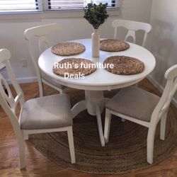 5-Pc Round Dining Table Set 