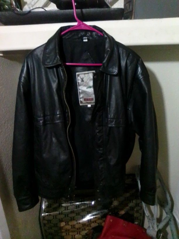 Luis Alvarez Men's Leather Bomber Jacket 