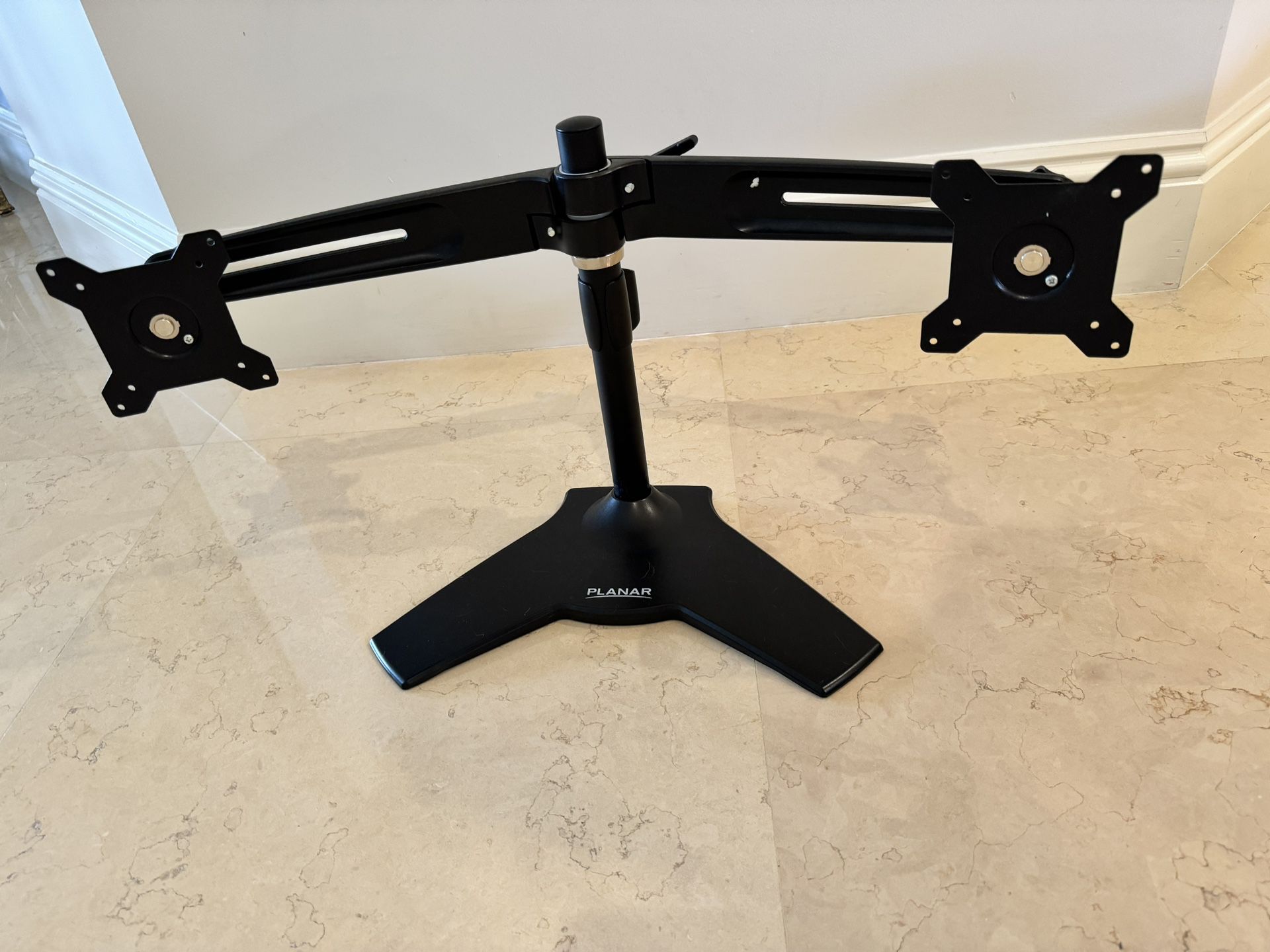 Planar AS2 Dual Monitor Stand Supports Monitors Between 15" and 24"
