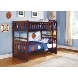 Twin/Twin Bunk Bed