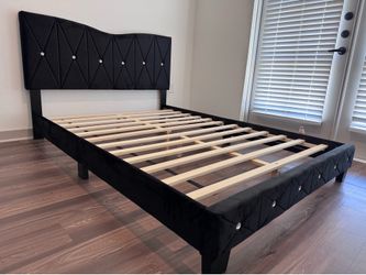BRAND NEW VELVET PLATFORM BED WITH PLUSH MATTRESS (FREE DELIVERY)