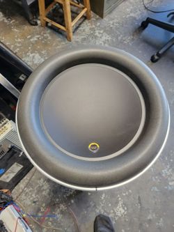 JL Audio 12W7