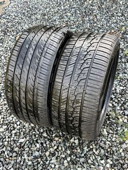 275 40 19 Pair Of Tires New Thread 
