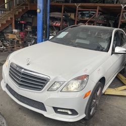 Parting Out! 2010 Mercedes E350 For Parts!