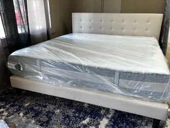 New ultimate 14” inch King Size Hybrid Comfort Support Mattress ⚡️ Shop with $0 Down Financing ⚡️ Same Day Delivery