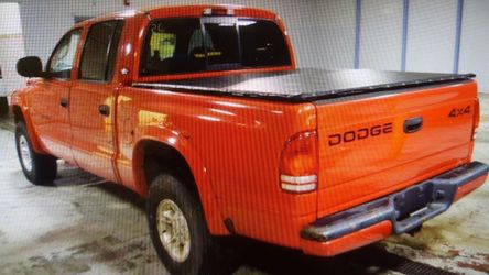 2000 Dodge Dakota 4dr Sport Plus 4WD Crew Cab SB