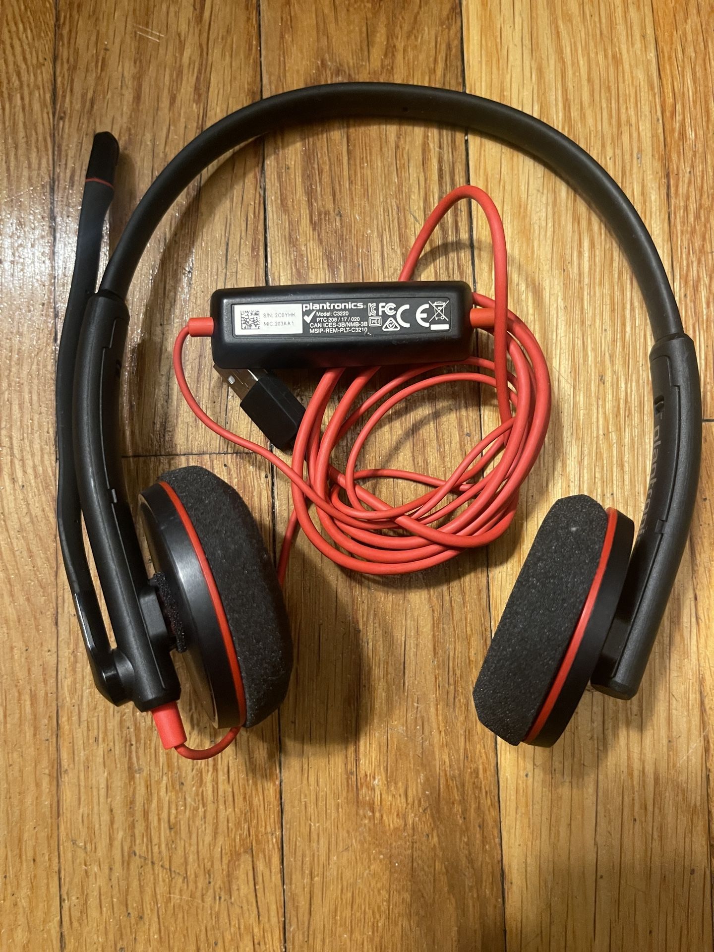 Plantronics C3220 Blackwire Stereo Headset USB