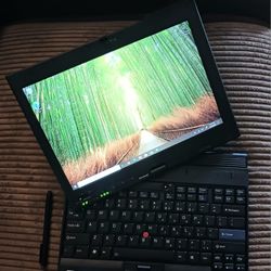 Touchscreen Lenovo Thinkpad 2 In 1 Laptop Intel Core i7 8 GB RAM 500 GB HD Webcam Wi-Fi & Bluetooth Wireless Windows Professional OS 