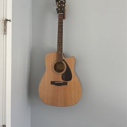 Yamaha FX335C Acoustic Guitar