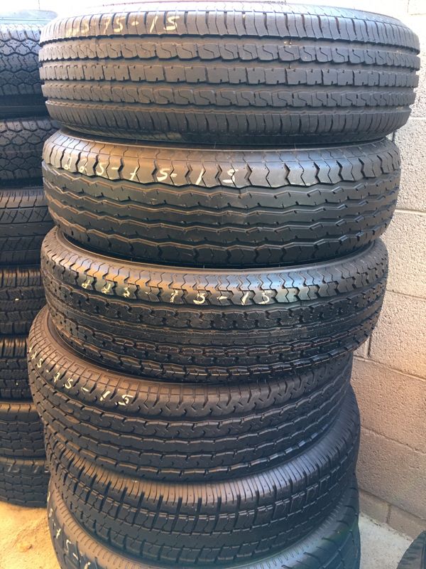 225 75 15 Used Trailer Tires in LIKE NEW CONDITION INSTALLATION for